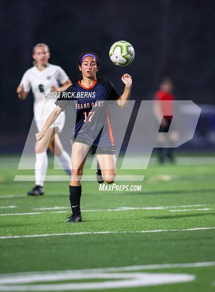 Thumbnail 1 in Grand Oaks vs College Park photogallery.