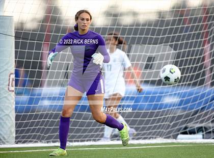Thumbnail 1 in Grand Oaks vs College Park photogallery.