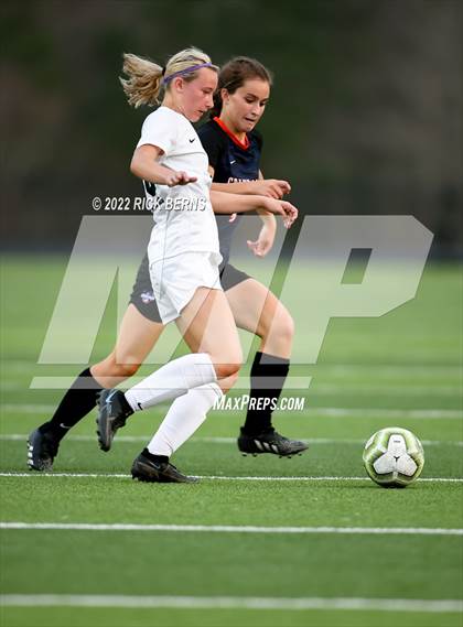 Thumbnail 1 in Grand Oaks vs College Park photogallery.
