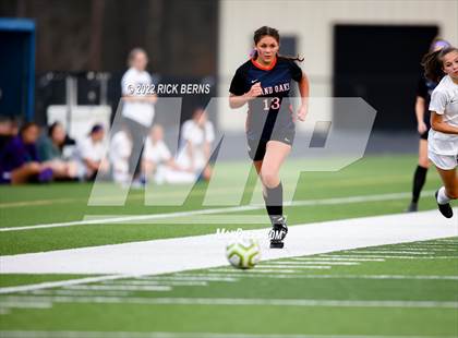 Thumbnail 3 in Grand Oaks vs College Park photogallery.