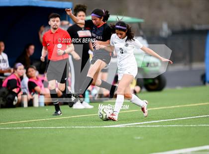 Thumbnail 3 in Grand Oaks vs College Park photogallery.