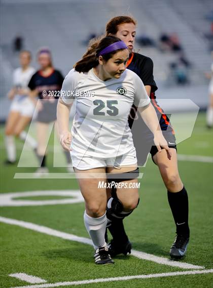 Thumbnail 3 in Grand Oaks vs College Park photogallery.