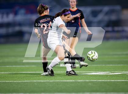 Thumbnail 3 in Grand Oaks vs College Park photogallery.