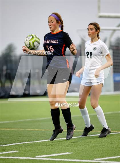 Thumbnail 2 in Grand Oaks vs College Park photogallery.