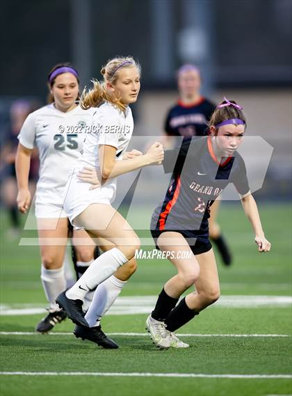Thumbnail 2 in Grand Oaks vs College Park photogallery.