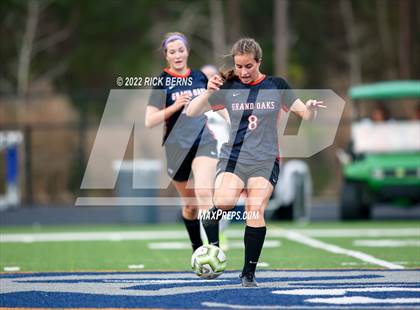 Thumbnail 1 in Grand Oaks vs College Park photogallery.