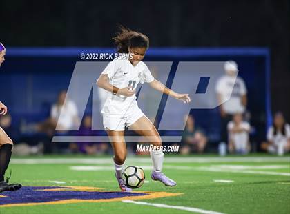 Thumbnail 3 in Grand Oaks vs College Park photogallery.