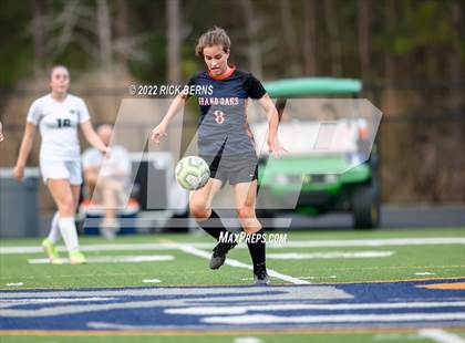 Thumbnail 3 in Grand Oaks vs College Park photogallery.