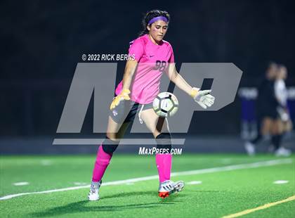 Thumbnail 3 in Grand Oaks vs College Park photogallery.