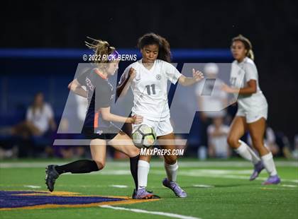 Thumbnail 1 in Grand Oaks vs College Park photogallery.