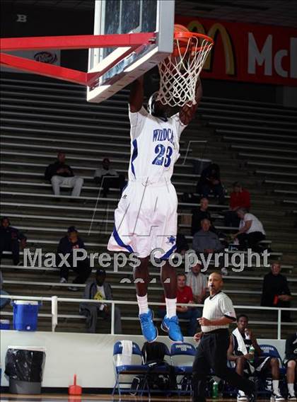 Thumbnail 2 in Dekaney [Andy] vs SA Clark (McDonald's Texas Invitational) photogallery.