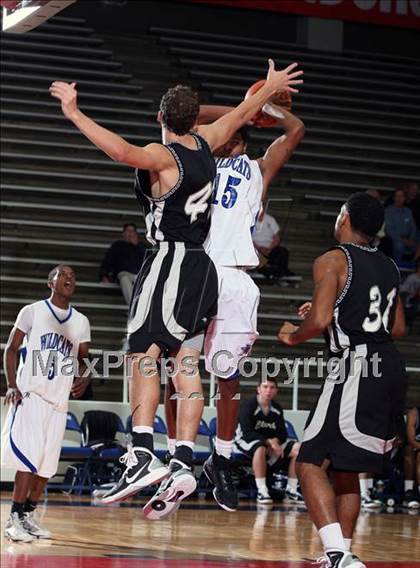 Thumbnail 3 in Dekaney [Andy] vs SA Clark (McDonald's Texas Invitational) photogallery.