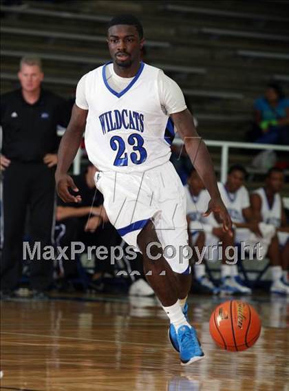Thumbnail 1 in Dekaney [Andy] vs SA Clark (McDonald's Texas Invitational) photogallery.
