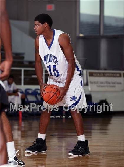 Thumbnail 3 in Dekaney [Andy] vs SA Clark (McDonald's Texas Invitational) photogallery.