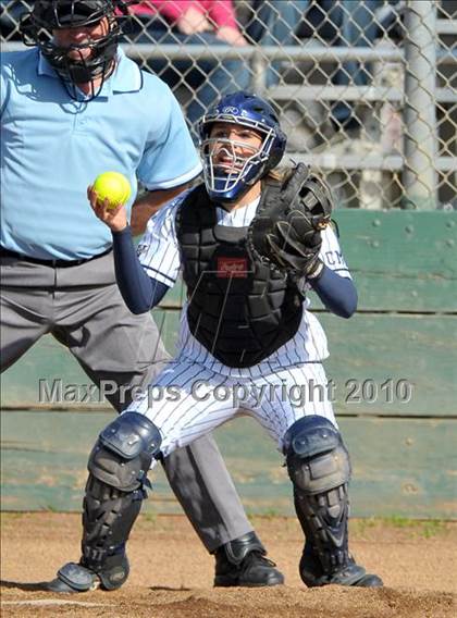 Thumbnail 2 in Elk Grove vs. Cajon (Victory Pre-Season Tournament) photogallery.