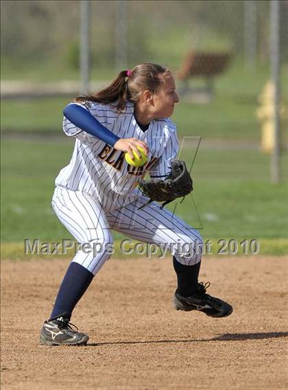 Thumbnail 2 in Elk Grove vs. Cajon (Victory Pre-Season Tournament) photogallery.