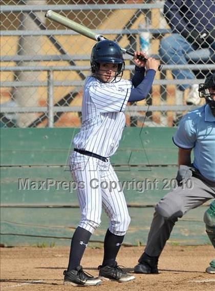 Thumbnail 1 in Elk Grove vs. Cajon (Victory Pre-Season Tournament) photogallery.