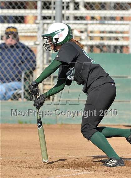 Thumbnail 3 in Elk Grove vs. Cajon (Victory Pre-Season Tournament) photogallery.