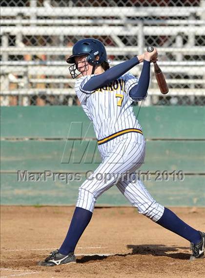 Thumbnail 2 in Elk Grove vs. Cajon (Victory Pre-Season Tournament) photogallery.