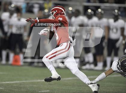 Thumbnail 3 in Mater Dei vs. St. John Bosco (CIF SS Open Division Final) photogallery.
