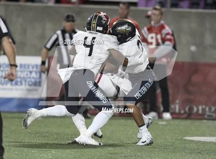 Thumbnail 1 in Mater Dei vs. St. John Bosco (CIF SS Open Division Final) photogallery.