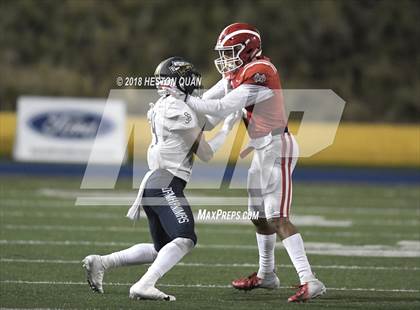 Thumbnail 2 in Mater Dei vs. St. John Bosco (CIF SS Open Division Final) photogallery.
