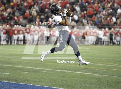 Thumbnail 3 in Mater Dei vs. St. John Bosco (CIF SS Open Division Final) photogallery.