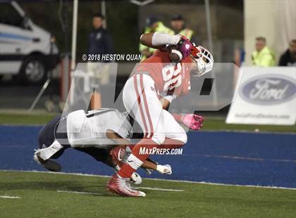 Thumbnail 3 in Mater Dei vs. St. John Bosco (CIF SS Open Division Final) photogallery.