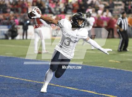 Thumbnail 1 in Mater Dei vs. St. John Bosco (CIF SS Open Division Final) photogallery.