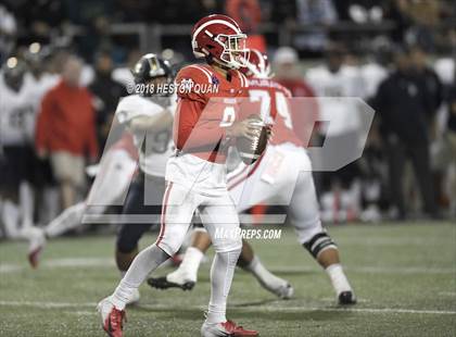 Thumbnail 2 in Mater Dei vs. St. John Bosco (CIF SS Open Division Final) photogallery.