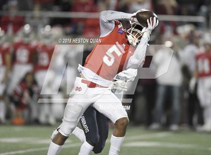 Thumbnail 3 in Mater Dei vs. St. John Bosco (CIF SS Open Division Final) photogallery.