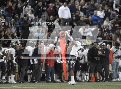 Thumbnail 3 in Mater Dei vs. St. John Bosco (CIF SS Open Division Final) photogallery.