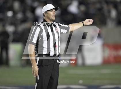 Thumbnail 1 in Mater Dei vs. St. John Bosco (CIF SS Open Division Final) photogallery.