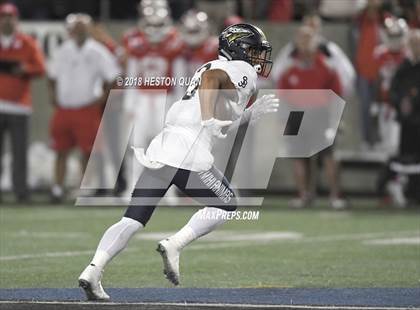 Thumbnail 3 in Mater Dei vs. St. John Bosco (CIF SS Open Division Final) photogallery.