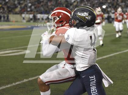 Thumbnail 1 in Mater Dei vs. St. John Bosco (CIF SS Open Division Final) photogallery.