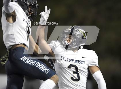 Thumbnail 3 in Mater Dei vs. St. John Bosco (CIF SS Open Division Final) photogallery.