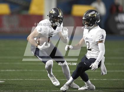 Thumbnail 3 in Mater Dei vs. St. John Bosco (CIF SS Open Division Final) photogallery.