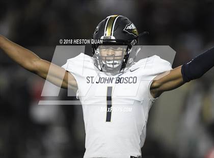 Thumbnail 1 in Mater Dei vs. St. John Bosco (CIF SS Open Division Final) photogallery.