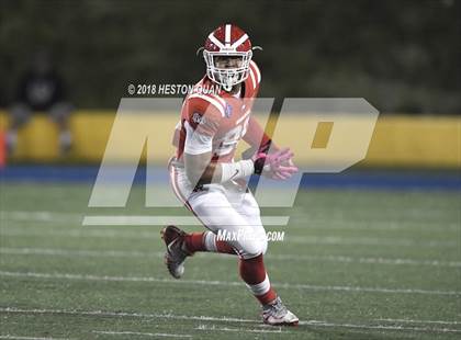 Thumbnail 2 in Mater Dei vs. St. John Bosco (CIF SS Open Division Final) photogallery.