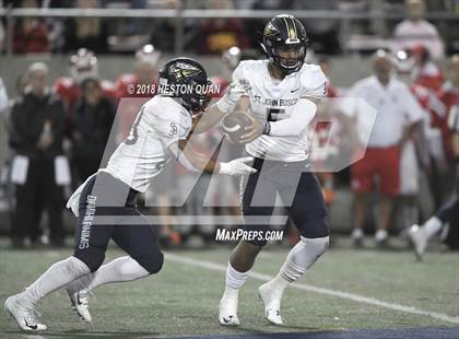 Thumbnail 3 in Mater Dei vs. St. John Bosco (CIF SS Open Division Final) photogallery.