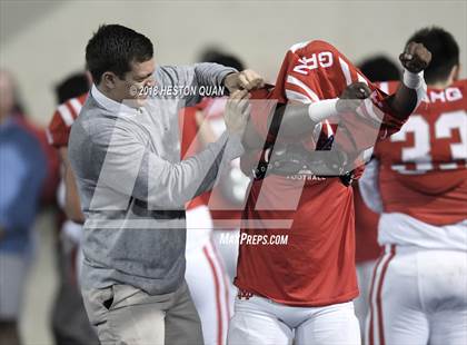 Thumbnail 3 in Mater Dei vs. St. John Bosco (CIF SS Open Division Final) photogallery.