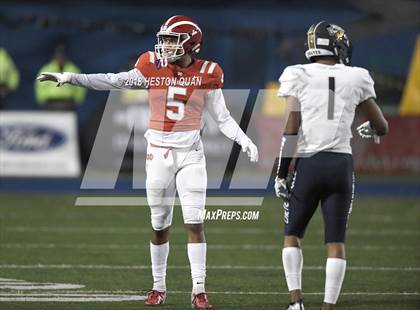 Thumbnail 3 in Mater Dei vs. St. John Bosco (CIF SS Open Division Final) photogallery.