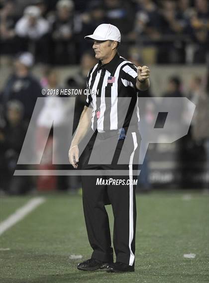 Thumbnail 2 in Mater Dei vs. St. John Bosco (CIF SS Open Division Final) photogallery.