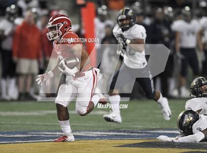 Thumbnail 1 in Mater Dei vs. St. John Bosco (CIF SS Open Division Final) photogallery.
