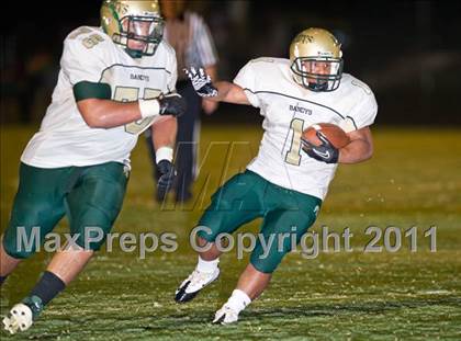 Thumbnail 1 in East Lincoln vs. Bandys photogallery.