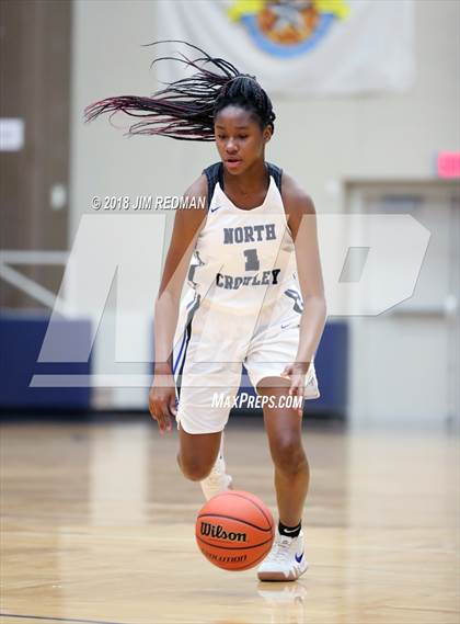 Thumbnail 2 in Clear Springs vs. North Crowley (McDonald's Texas Invitational) photogallery.