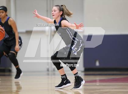 Thumbnail 2 in Clear Springs vs. North Crowley (McDonald's Texas Invitational) photogallery.