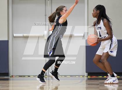 Thumbnail 1 in Clear Springs vs. North Crowley (McDonald's Texas Invitational) photogallery.
