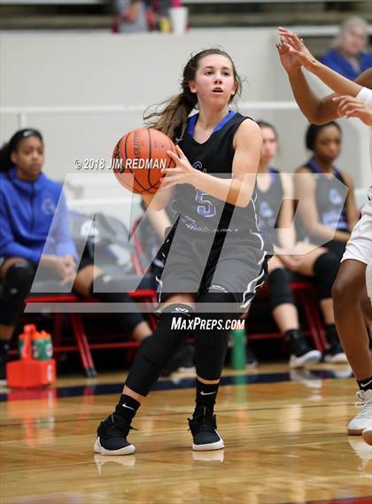 Thumbnail 3 in Clear Springs vs. North Crowley (McDonald's Texas Invitational) photogallery.