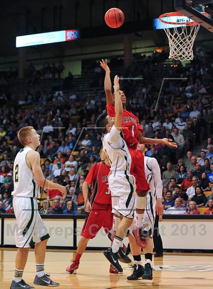 Thumbnail 1 in Eaglecrest vs. Mountain Vista (CHSAA 5A Final Four) photogallery.